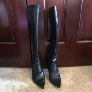 Nine West black leather boots. Pointed toe